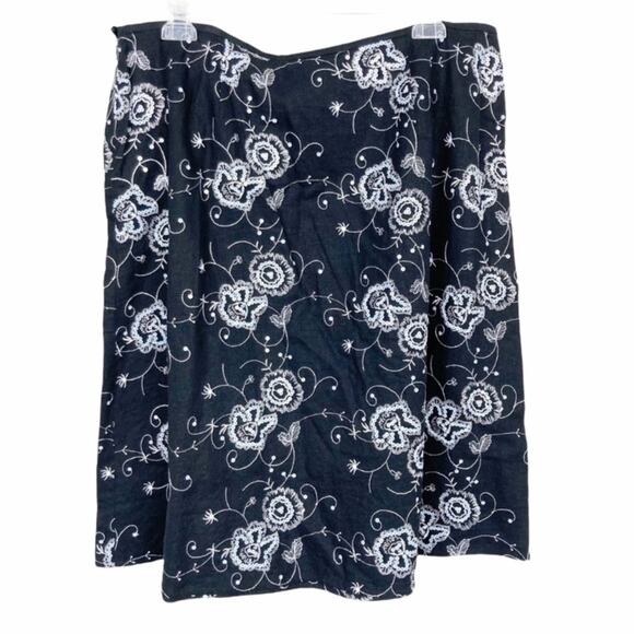Style & Co Black Silver Linen Embroidered Skirt Sz 16W - Picture 1 of 5